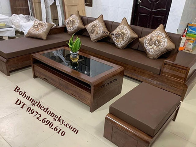 Bộ bàn ghế có đệm da