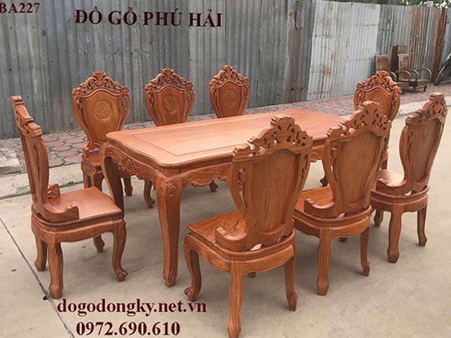 bộ bàn ghế phòng ăn