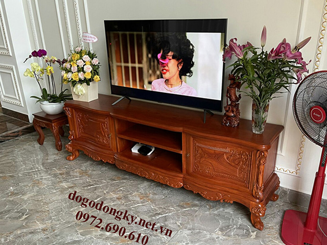 kệ tivi tân cổ điển