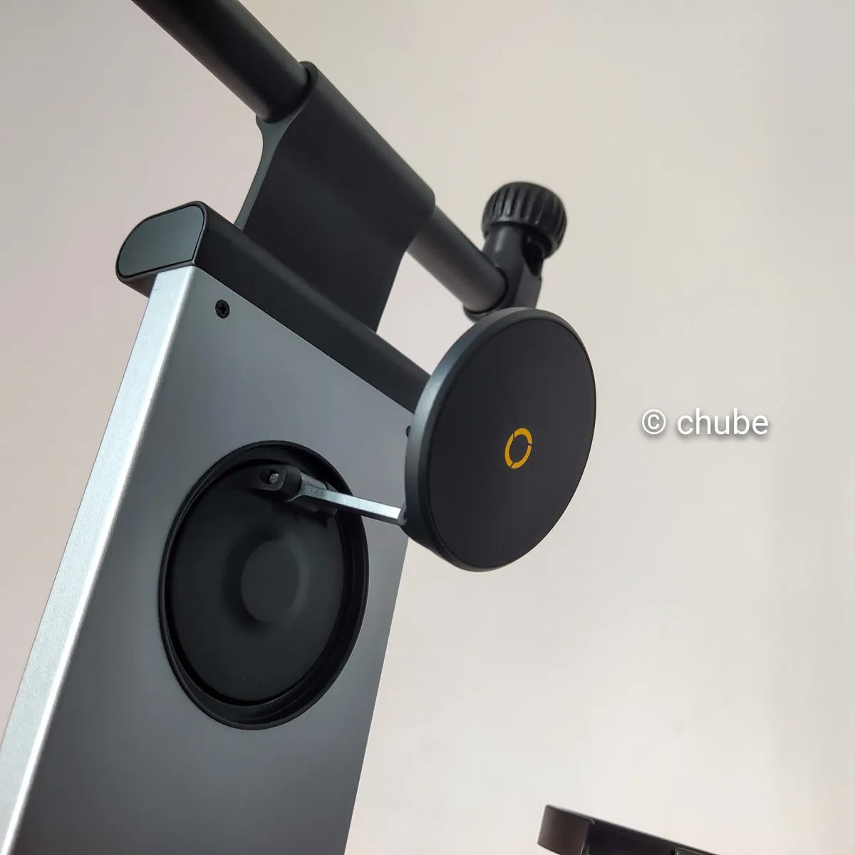 Bàn xếp gắn lưng ghế Baseus MagPro II Versatile Car Mount cho ô