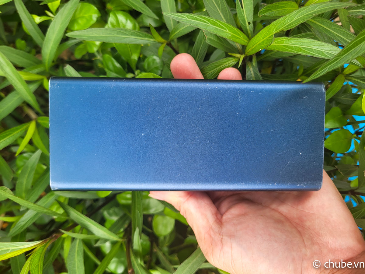 Baseus Adaman với vỏ nhôm bền bỉ, bảo vệ linh kiện tốt sau nhiều năm sử dụng