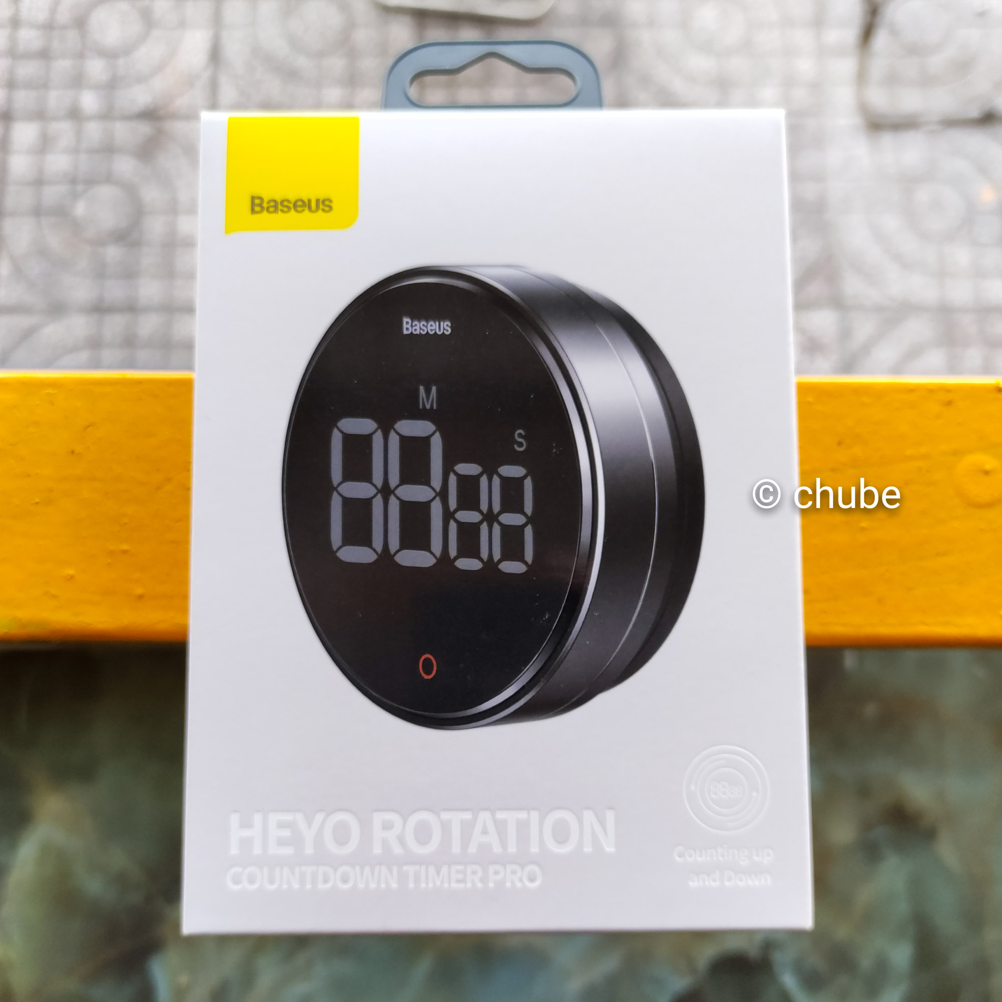 Đồng hồ đếm ngược Baseus Heyo trong căn bếp