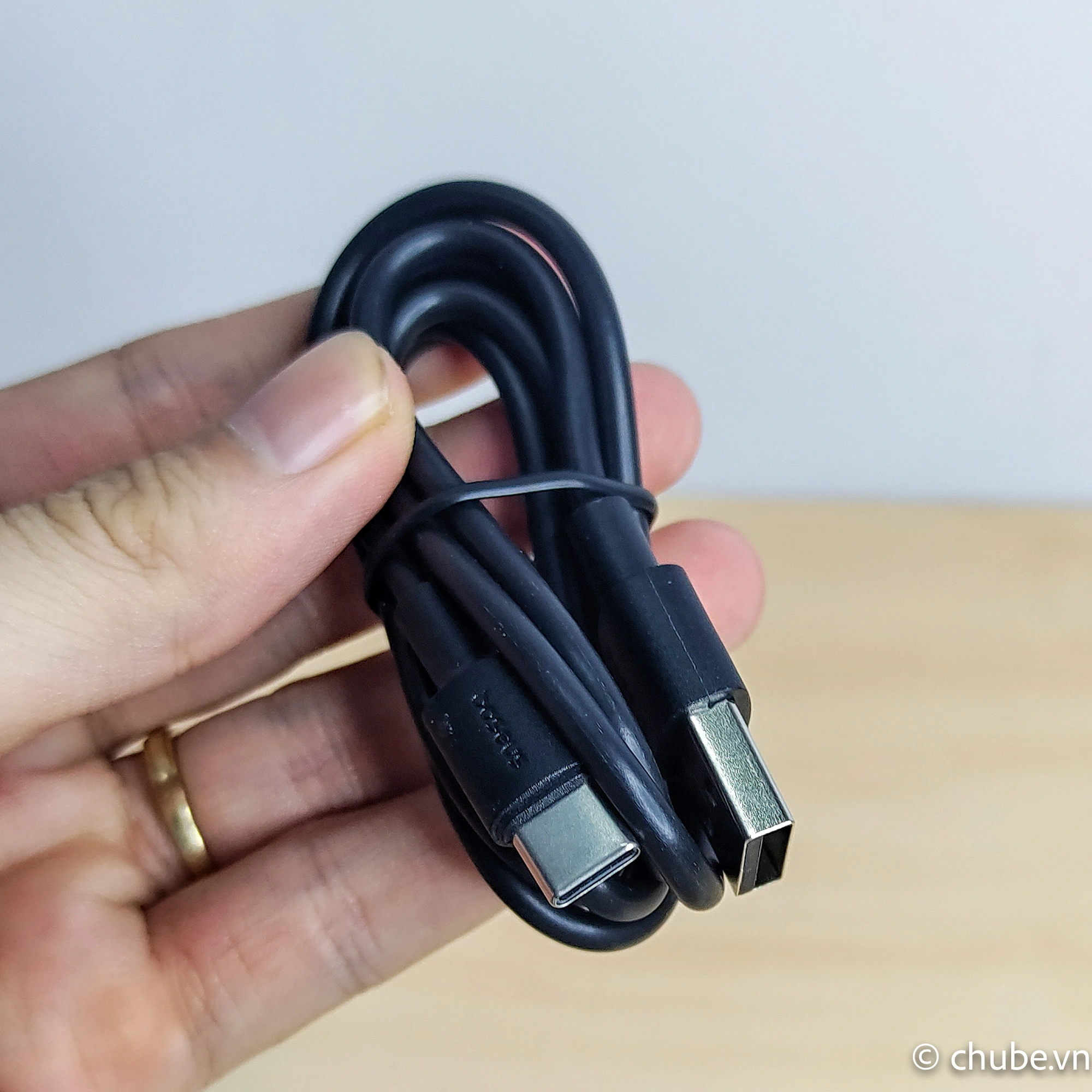 Bộ kích bình ô tô Baseus - giải pháp cứu hộ hoàn hảo