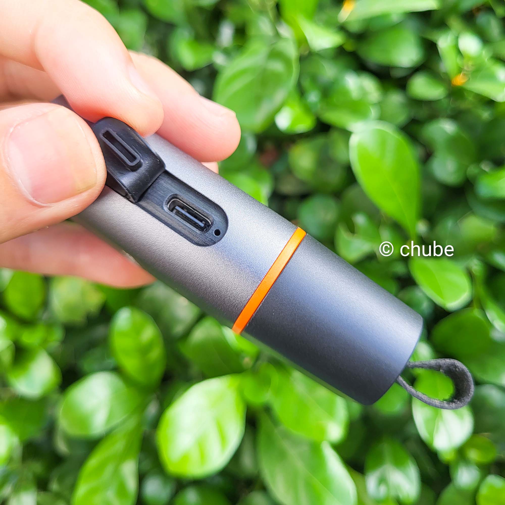 Búa thoát hiểm khẩn cấp Baseus Sharp Tool Series Emergency Hammer Pro 3-in-1 Chube