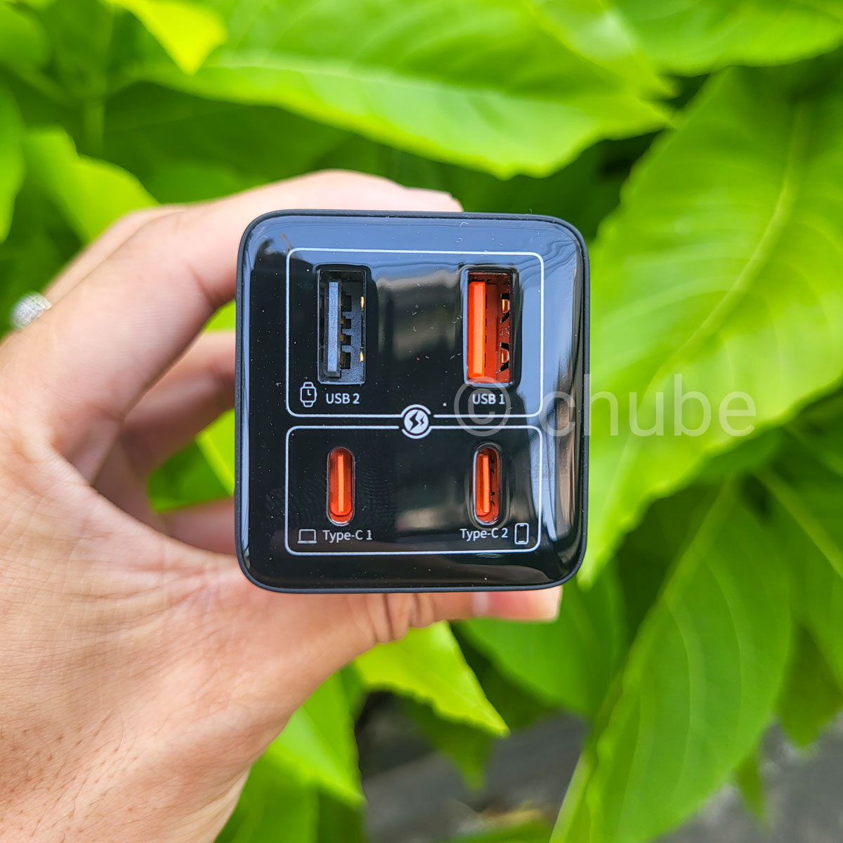 Combo sạc nhanh 100W Baseus GaN6 Pro với 4 cổng sạc (2 USB-C, 2 USB-A)