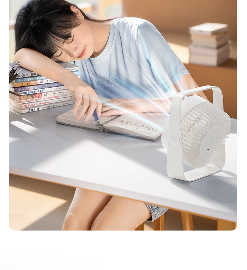 chube Quạt bàn Rtako D06 tuần hoàn xoay 360 độ