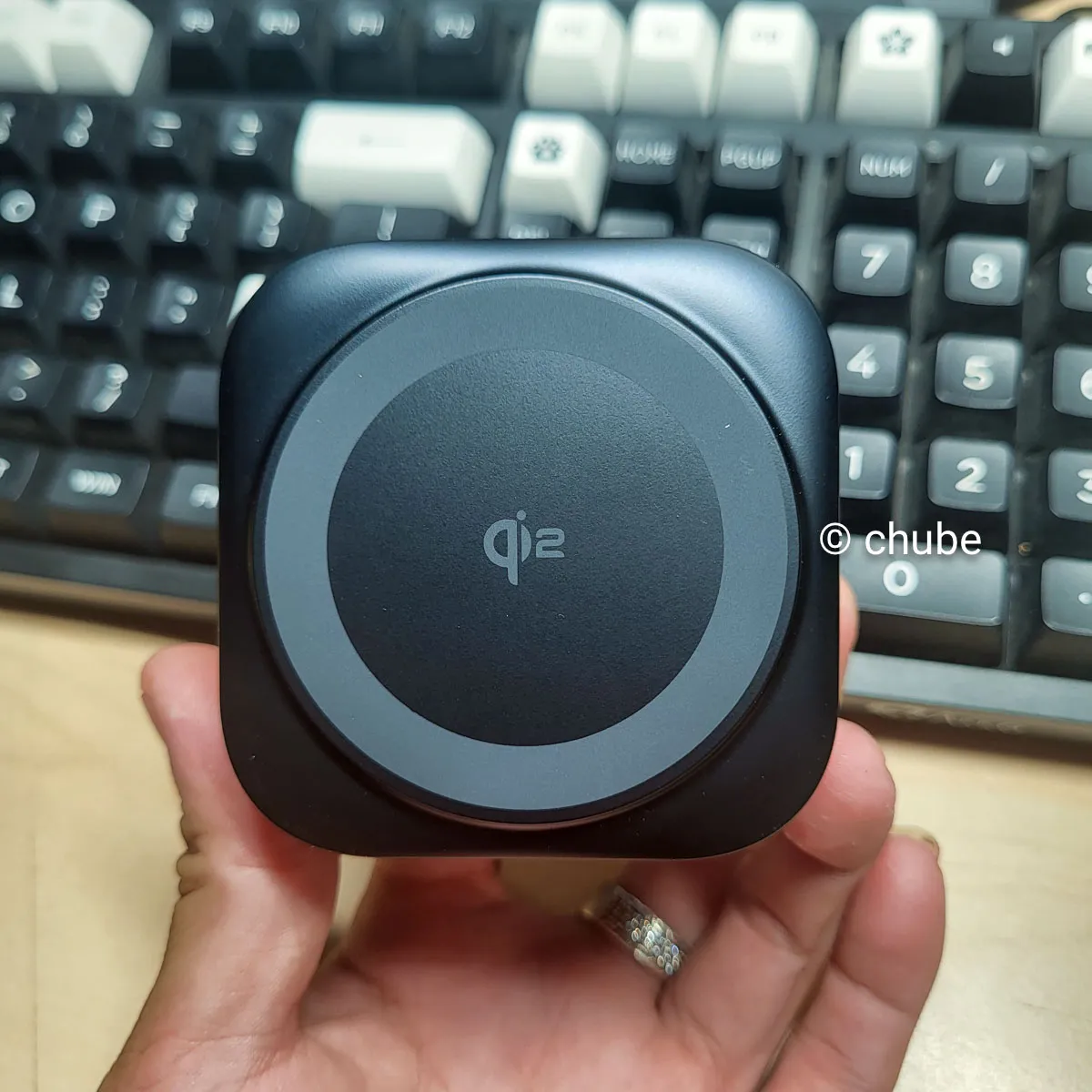 Thiết kế nhỏ gọn, gấp lại được của Baseus PicoGo 2-in-1 giúp dễ dàng di chuyển