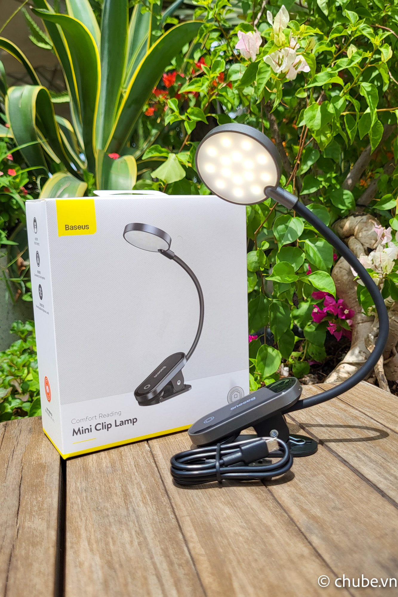 Đèn kẹp sách không dây Baseus Comfort Reading Mini Clip Chube