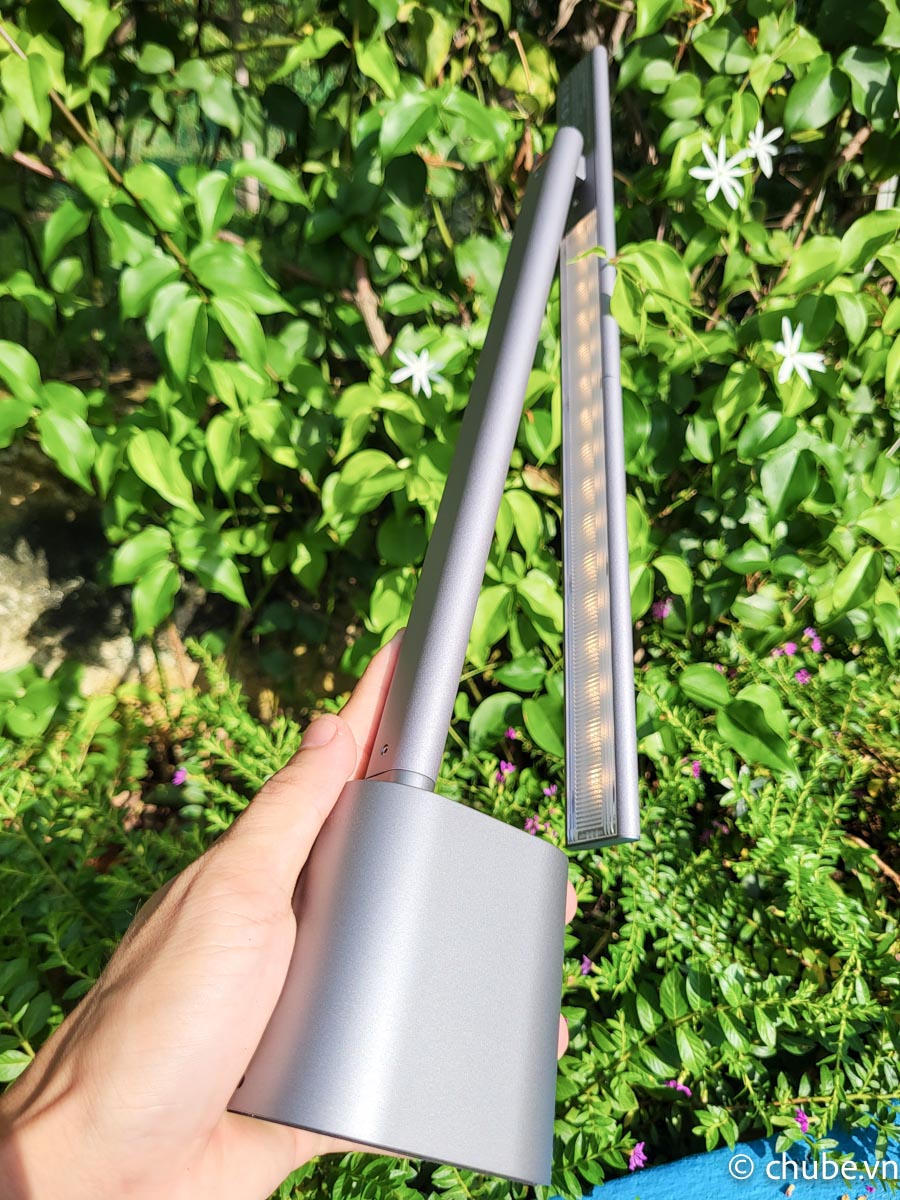 Đèn LED để bàn pin 2200mAh Baseus Smart Eye Chube