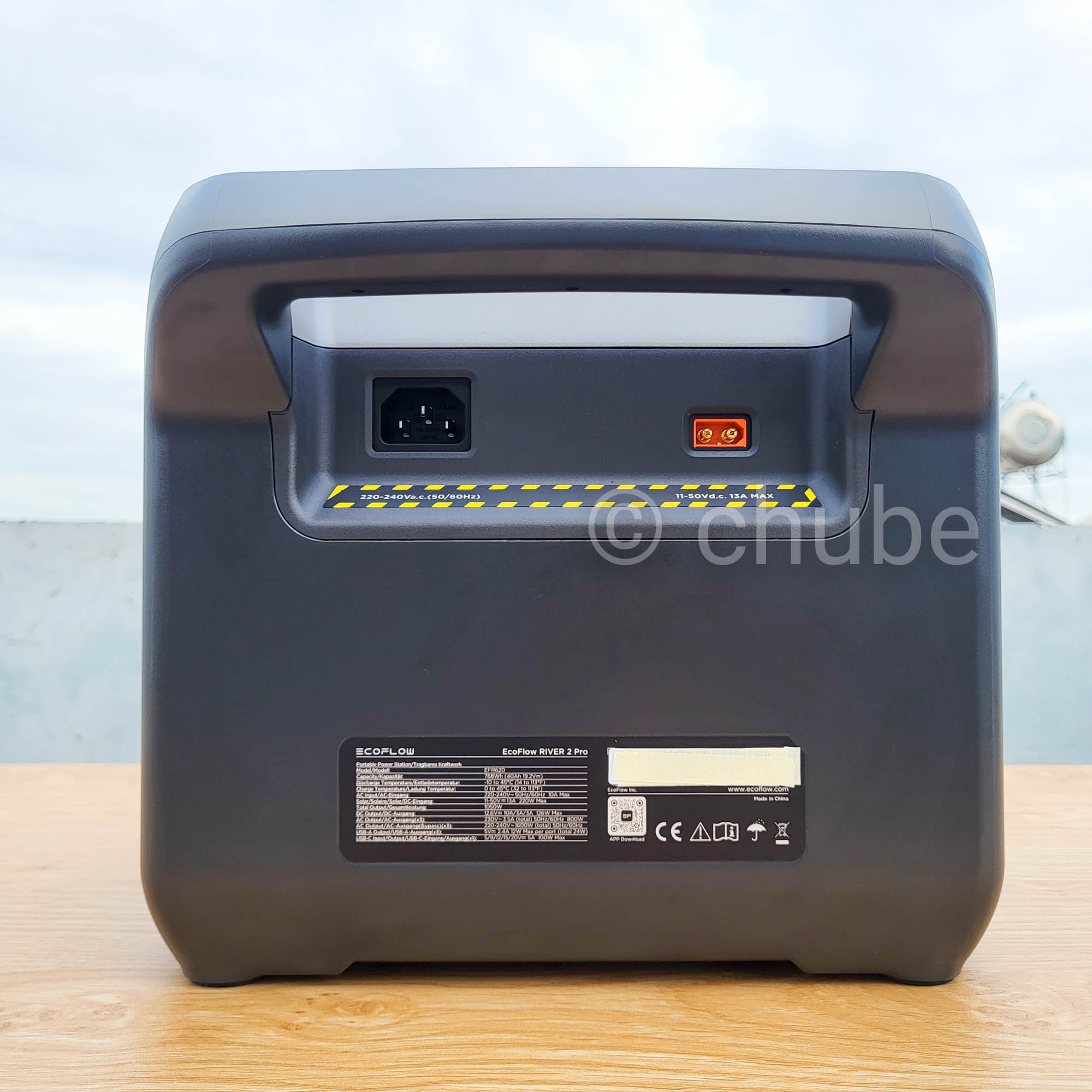 Trạm sạc dự phòng EcoFlow RIVER 2 Pro thiết kế nhỏ gọn, trọng lượng nhẹ