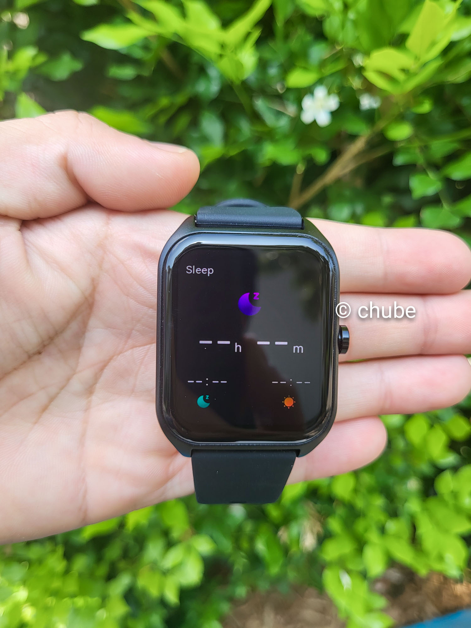 Đồng hồ thông minh FutureFit Ultra2 Pro theo dõi sức khỏe