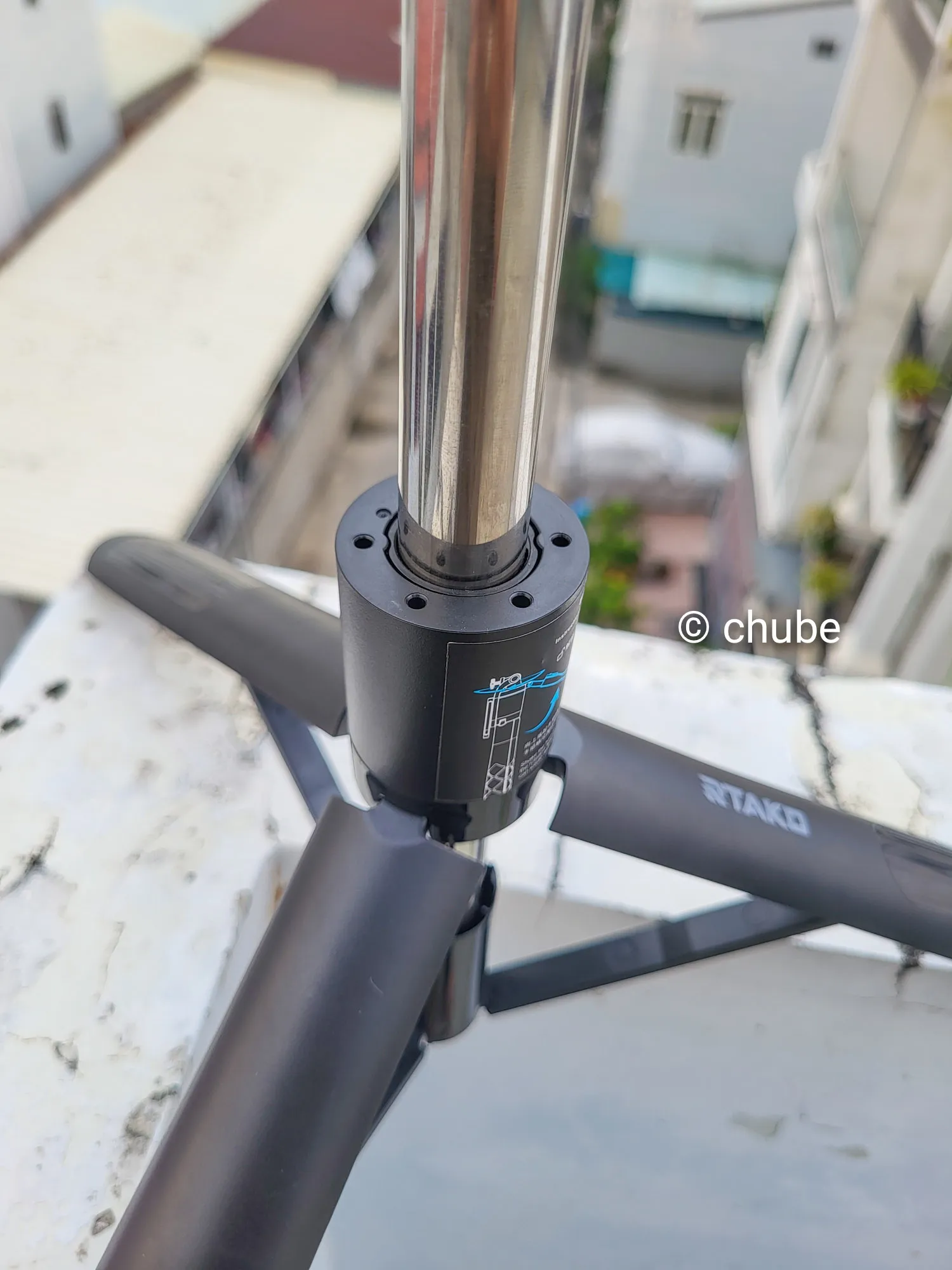 Gậy chụp ảnh Rtako Q052 tích hợp tripod