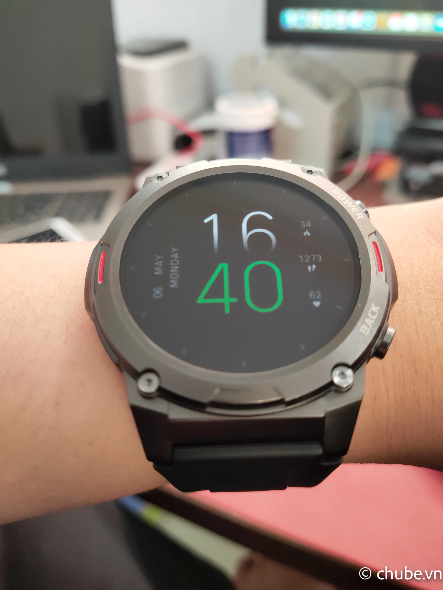 Giá đồng hồ thể thao FutureGo Mix 2