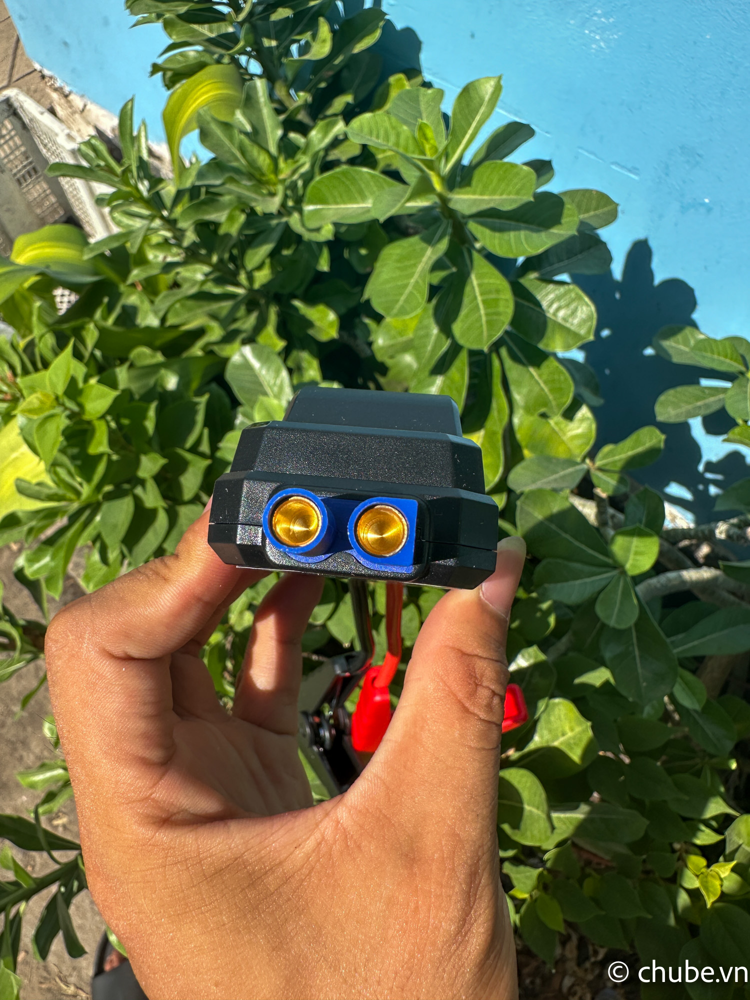 Thiết kế nhỏ gọn đa năng đầy đủ phụ kiện Chube