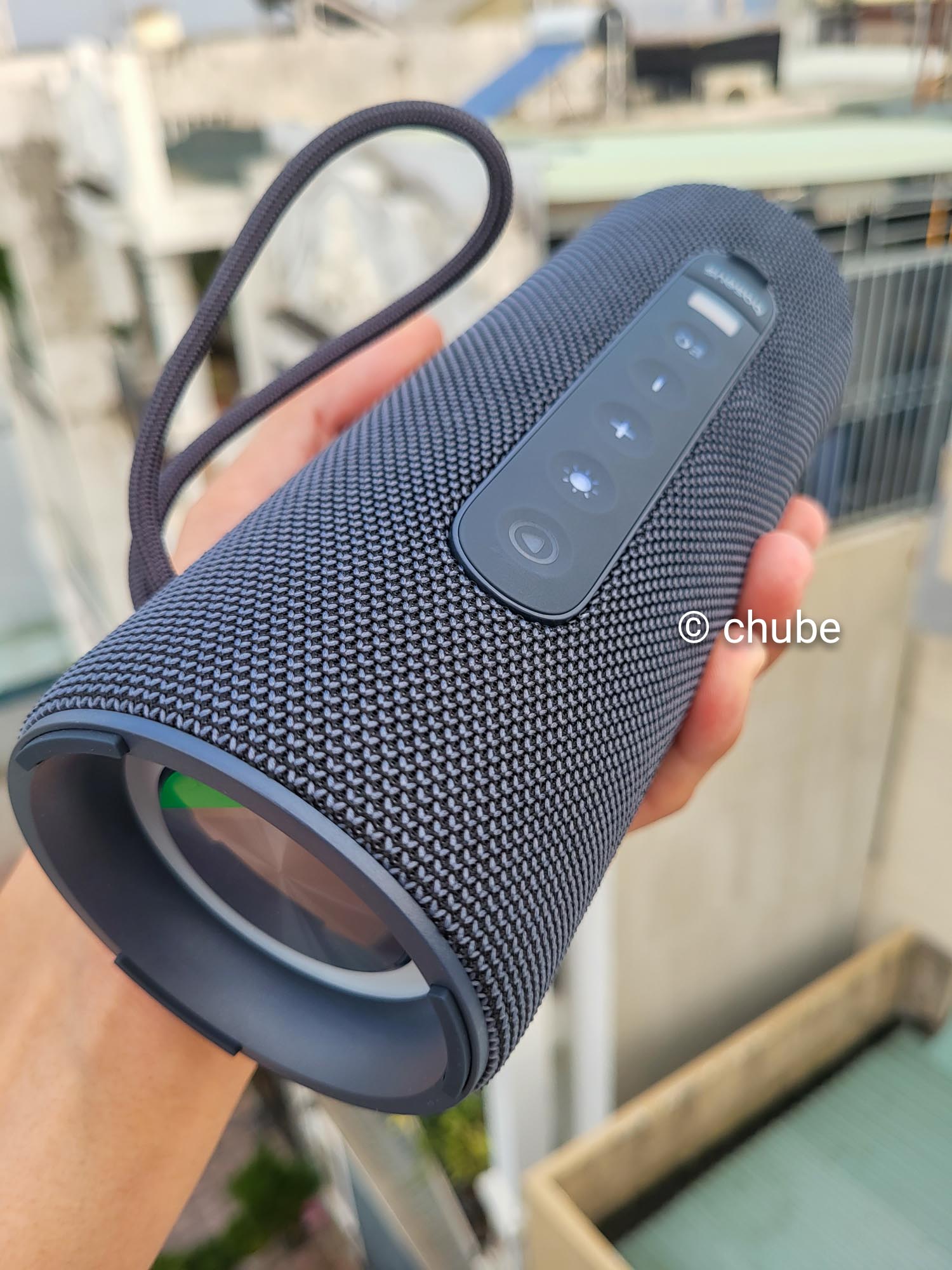 Loa Bluetooth Baseus AeQur 30 Air Outdoor với chuẩn chống nước IPX5