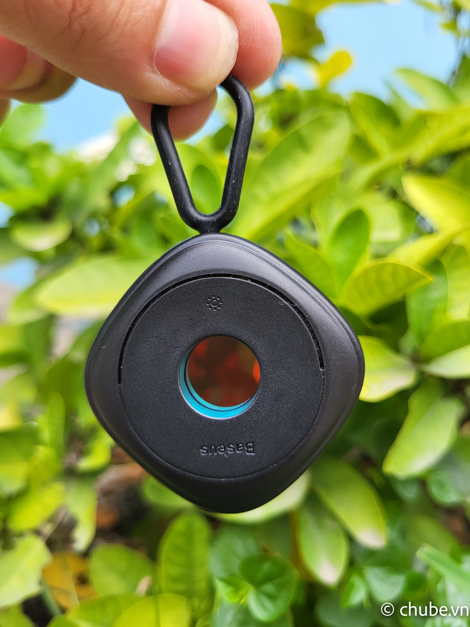 Máy dò camera Baseus Heyo phát hiện camera giấu kín