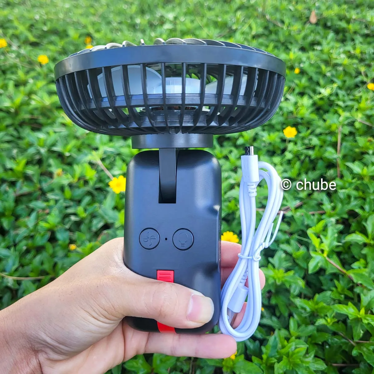 Quạt tích điện có đèn LED Rtako FS06