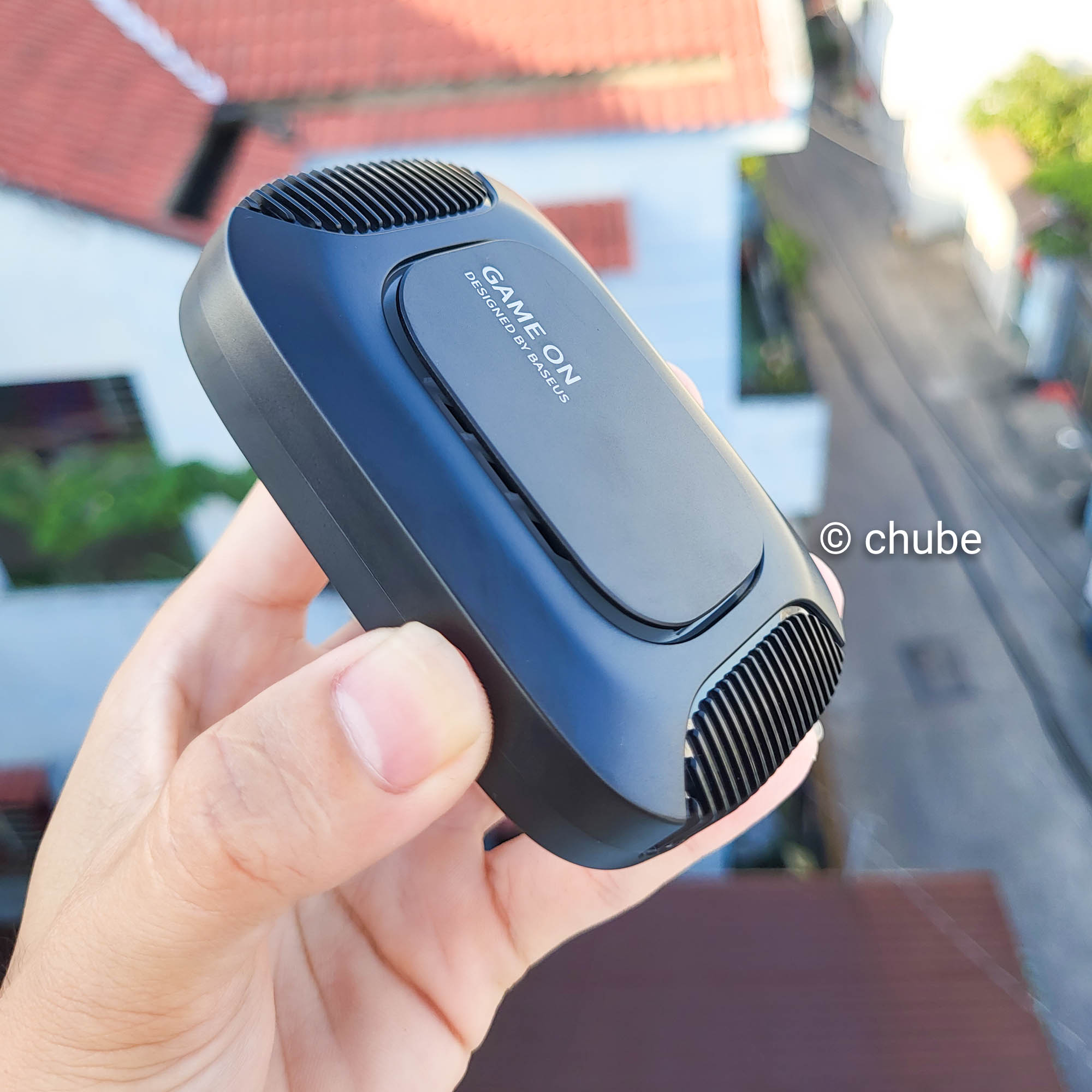 Trên tay quạt tản nhiệt điện thoại sò lạnh Baseus MagPro 2