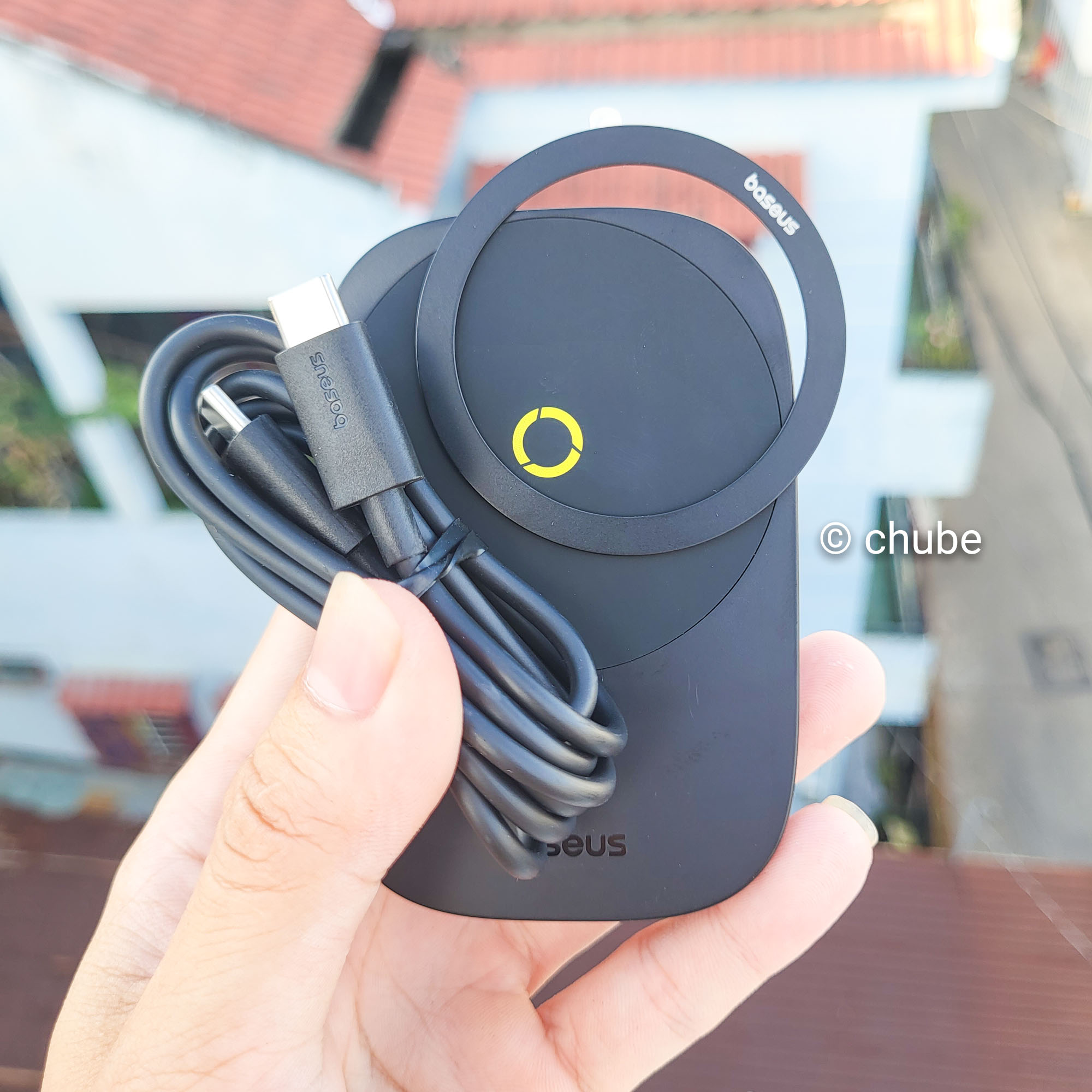 Trên tay quạt tản nhiệt điện thoại sò lạnh Baseus MagPro 2