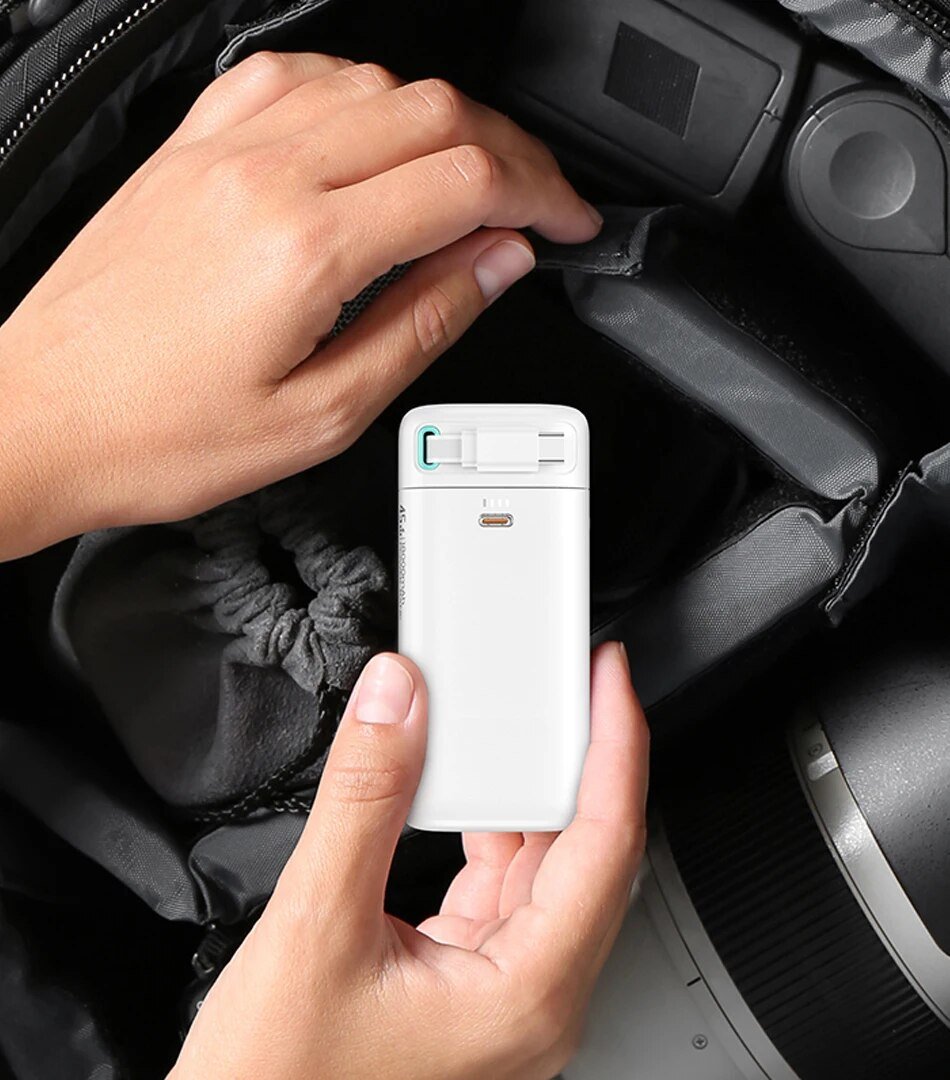 chube Pin Sạc Dự Phòng USAMS Magnetic 45W IP-PD 18000mAh