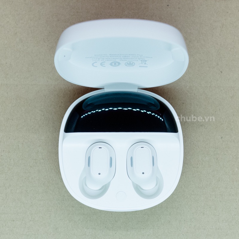 Cách sạc tai nghe Baseus WM01 và hộp sạc