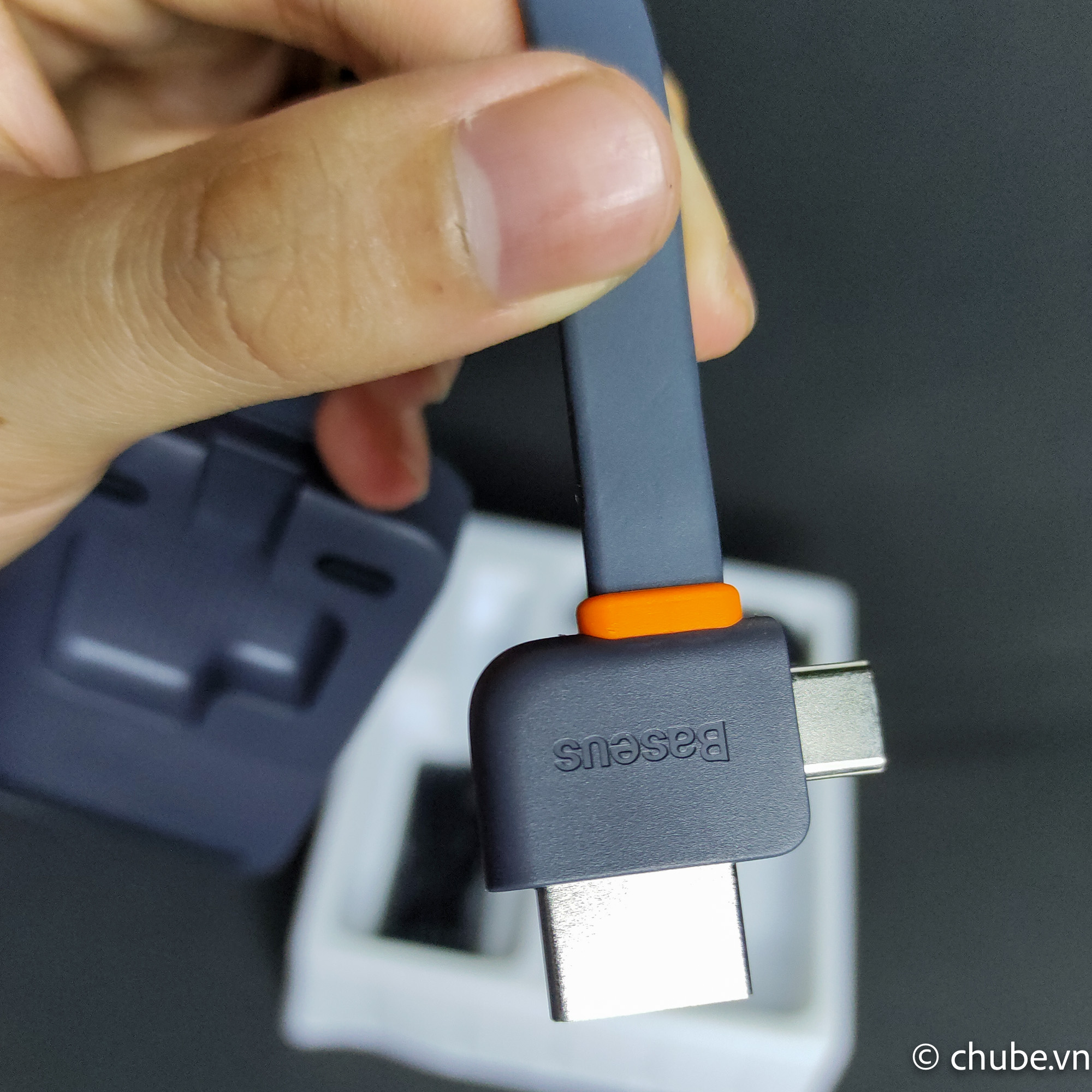 Thiết bị chiếu màn hình không dây Baseus 4K Chube