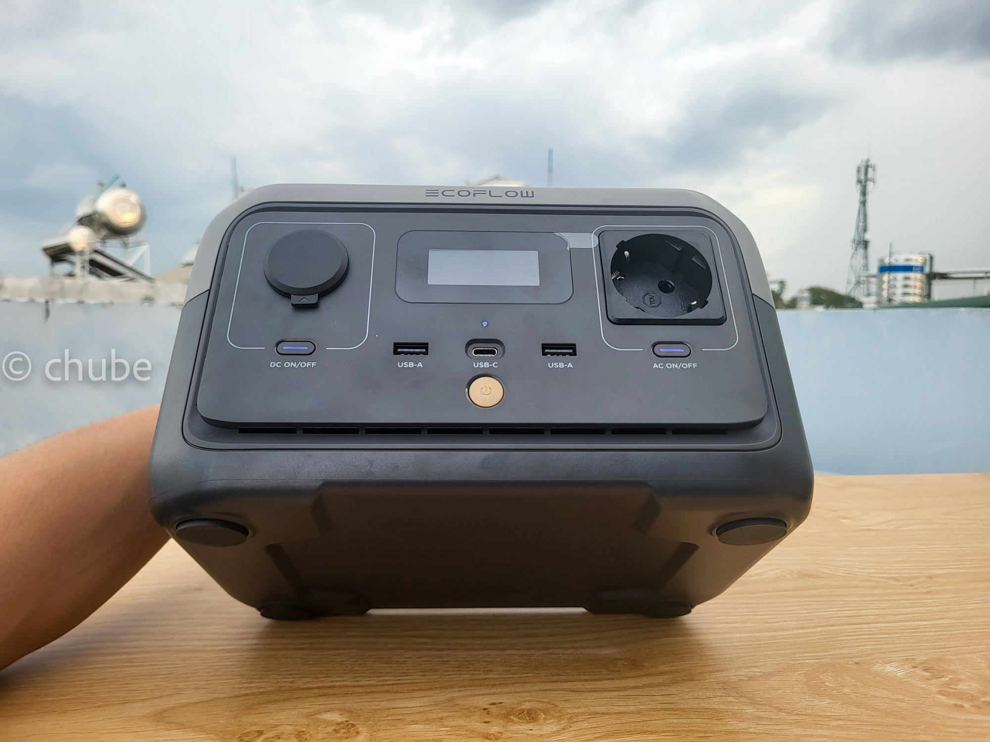 EcoFlow RIVER 2 256Wh - Hình ảnh trạm sạc di động