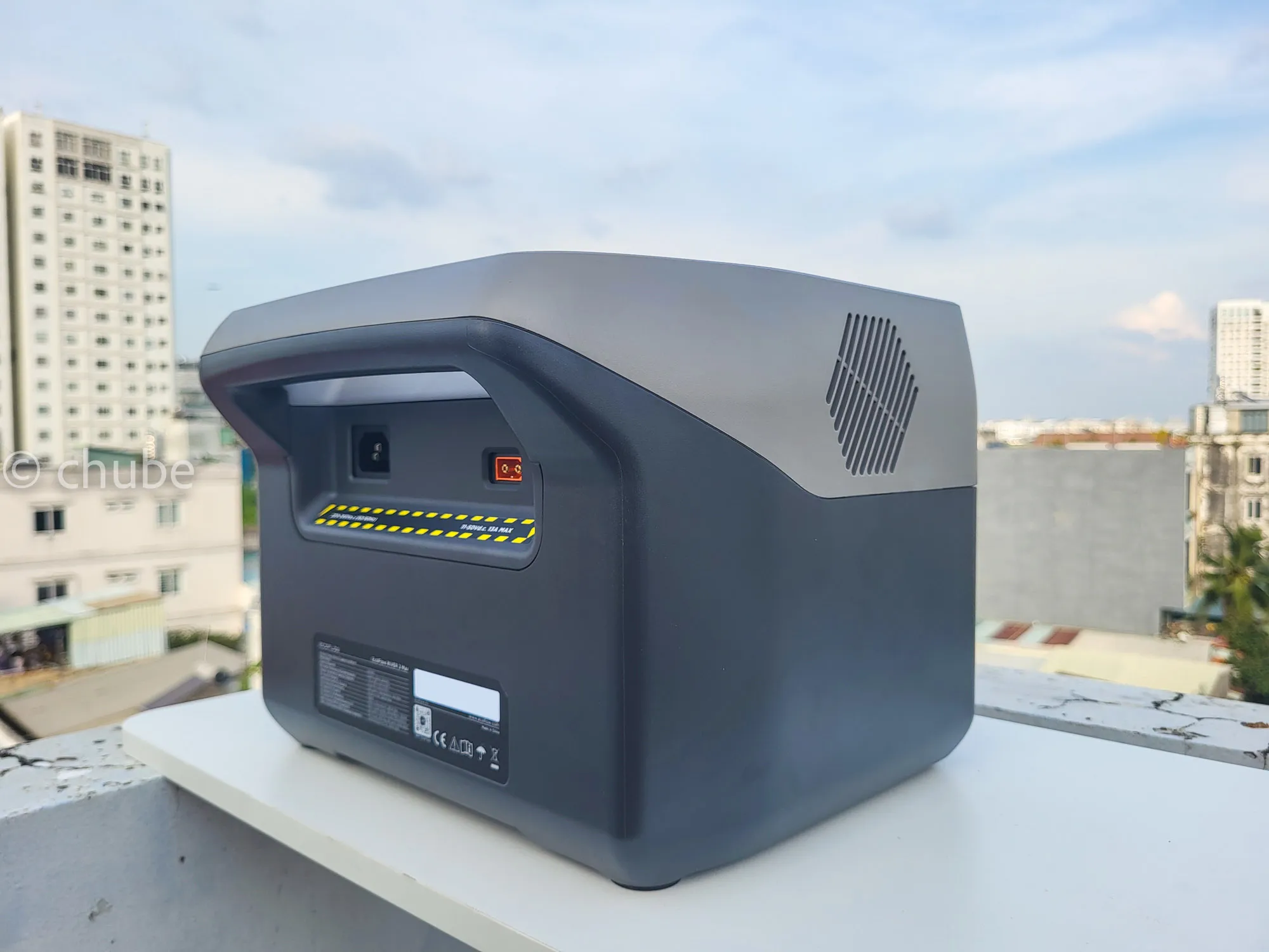 Trạm sạc dự phòng EcoFlow River 2 Max thiết kế nhỏ gọn