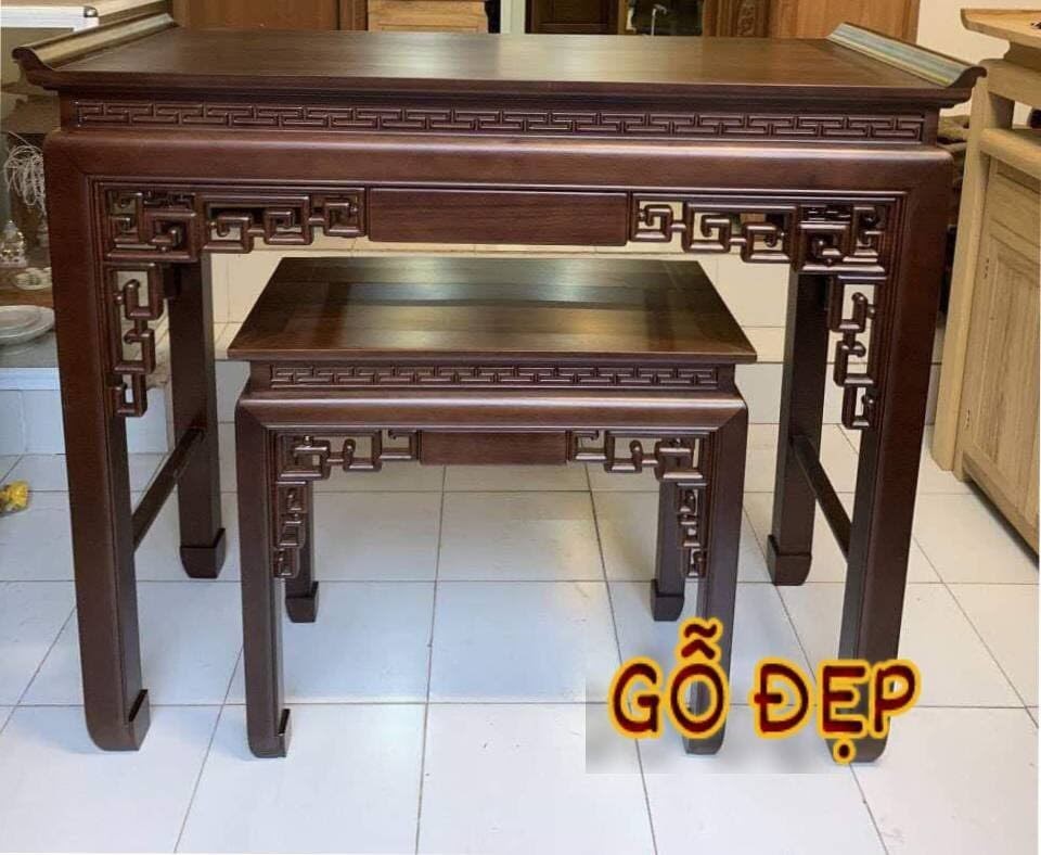 Mẫu bàn thờ hiện đại kích thước ngang 1270 sâu 610 cao 1270 làm từ chất liệu gỗ sồi làm màu vàng sán