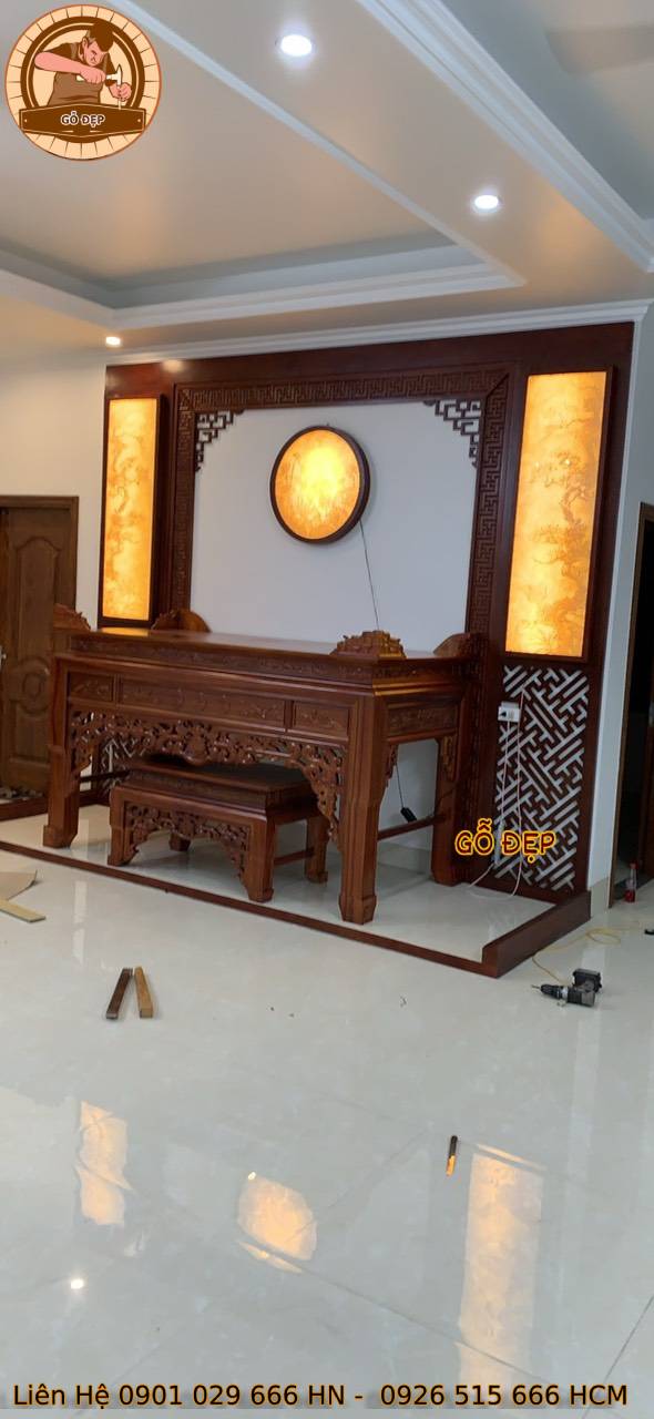 Án gian thờ kết hợp tranh trúc chỉ