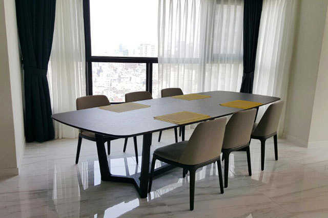 Bàn ghế ăn gỗ công nghiệp có tính ứng dụng cao