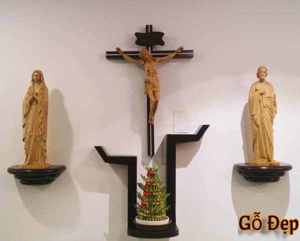 Cách trang trí trí bàn thờ công giáo đẹp, hiện đại