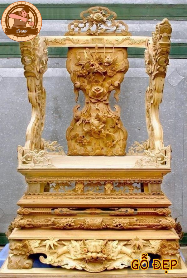 Có nên lựa chọn Ngai thờ bằng gỗ?