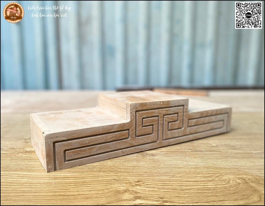 Kệ Tam Cấp Gỗ Sồi 16 - kích thước chuẩn