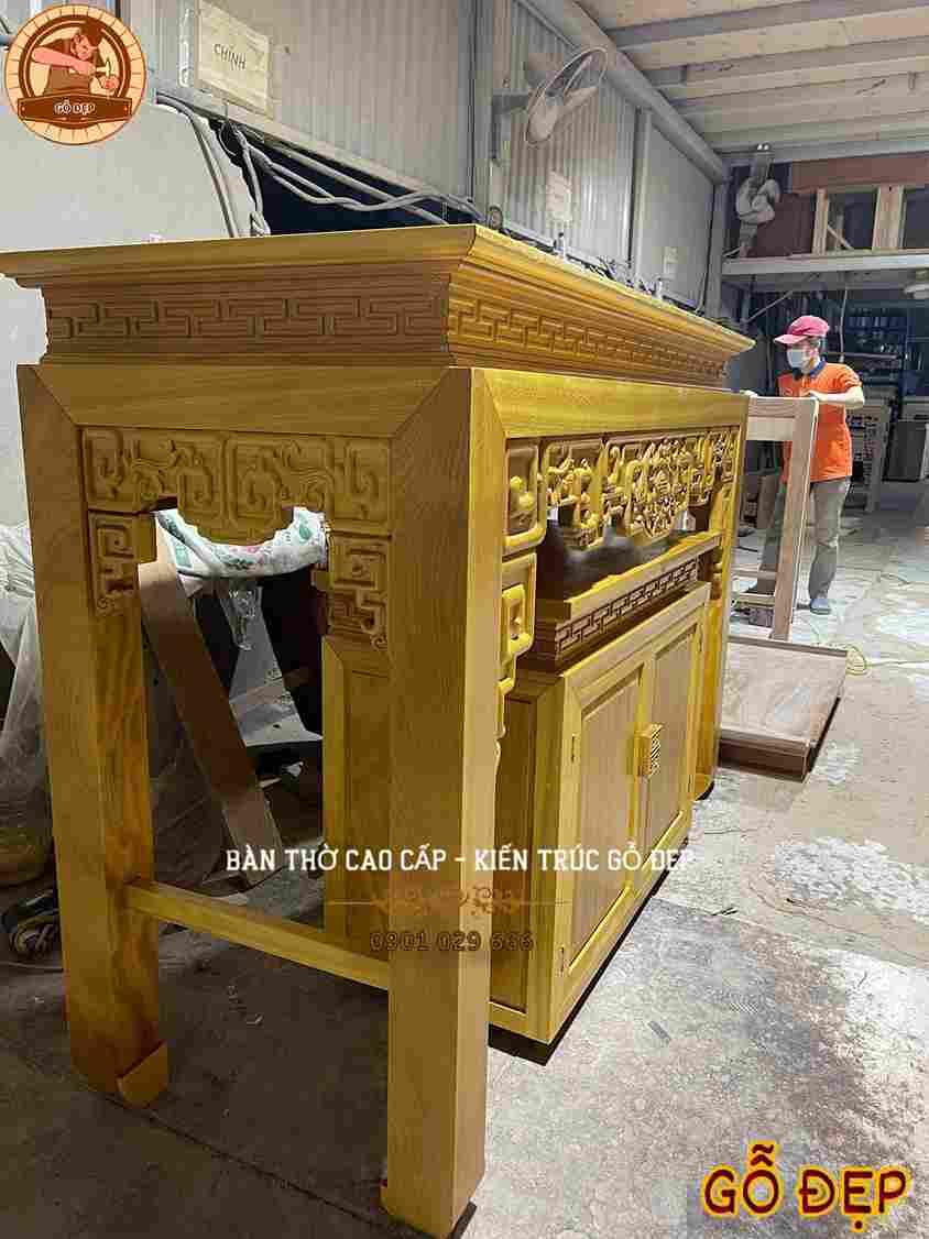 Mẫu Bàn Thờ Gia Tiên Đơn Giản GT01