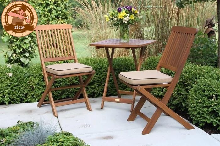 Bàn ghế được làm từ chúng rất tinh tế, màu sắc hiện đại, sang trọng