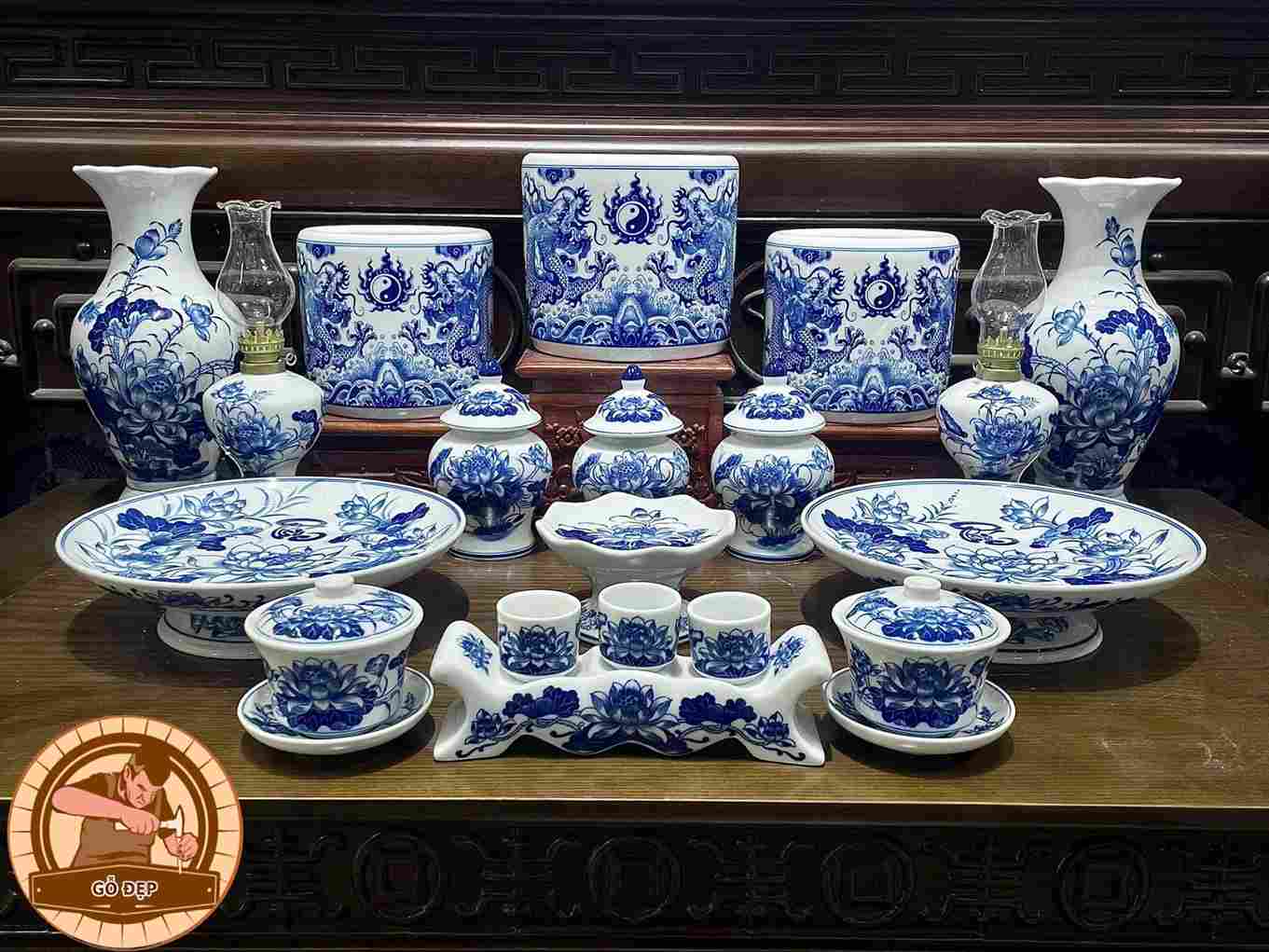 Ngủ mơ thấy bát hương bị rơi vỡ là điềm báo không may mắn