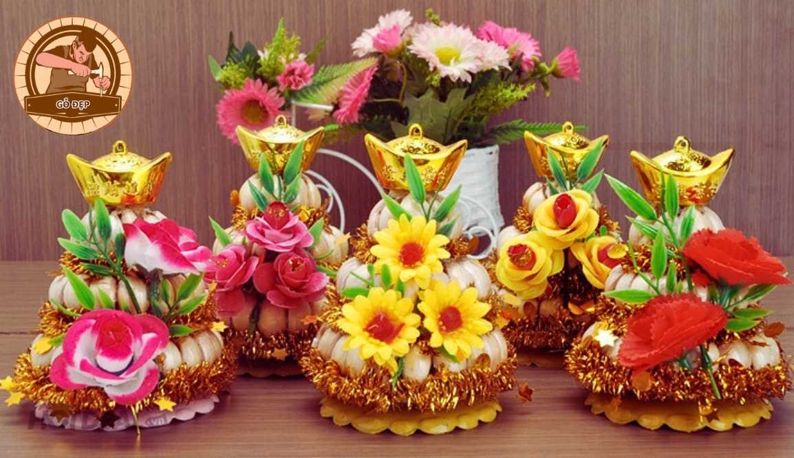 Nên hay không nên để tỏi ở bàn thờ Thần Tài?