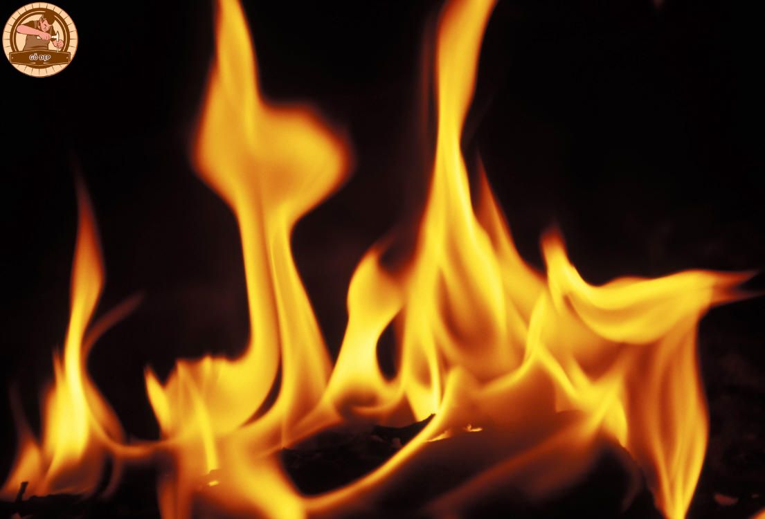 Nên đốt vía và vệ sinh sạch sẽ khi đi đám ma về trước khi tiếp xúc với mọi người