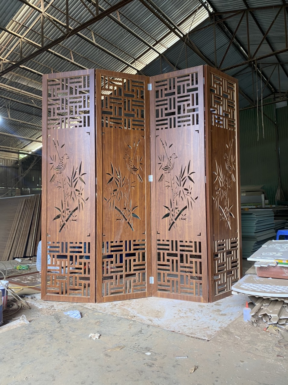 Bình phong chim trúc đơn giản nhưng vô cùng tinh tế