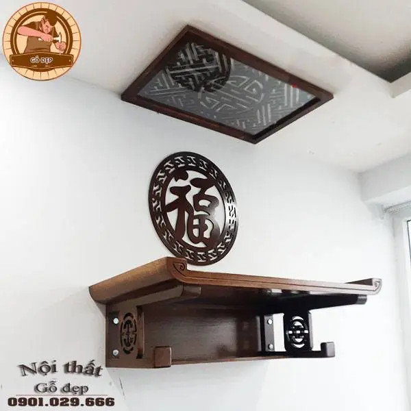 Bàn thờ gia tiên treo tường chung cư gỗ sồi