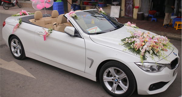 Cho thuê xe mui trần đi cưới