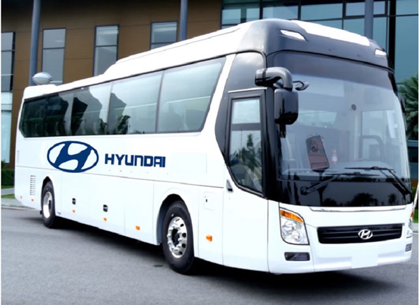 Thuê xe du lịch 45 chỗ dòng xe Hyundai Universe