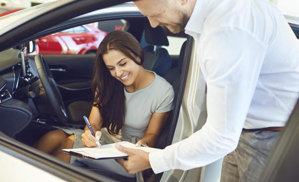 Bảng giá thuê chi tiết từng hãng xe 16 chỗ có lái