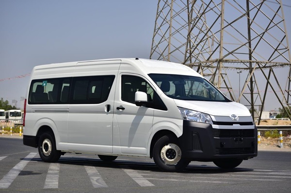 Toyota Hiace giữ vững vị thế là dòng xe được ưa chuộng nhất tại Việt Nam