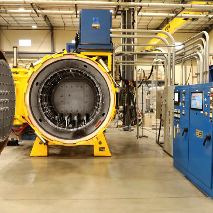 nhiệt luyện chân không