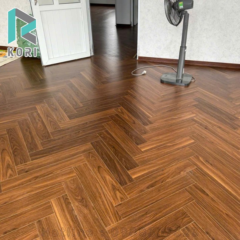 Làm sao để vệ sinh và bảo quản sàn gỗ công nghiệp?