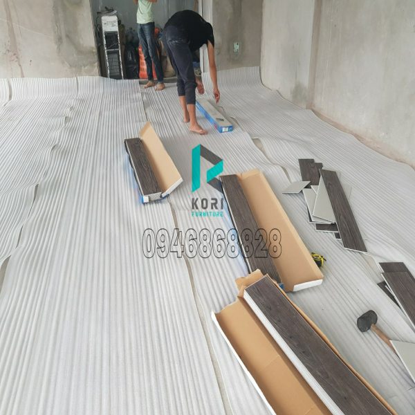 Thi công sàn nhựa vân gỗ