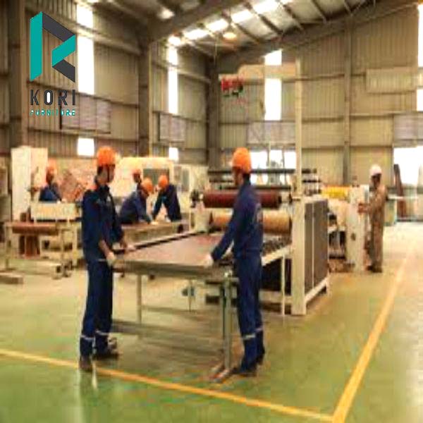 nhà máy sản xuất sàn gỗ ngoài trời