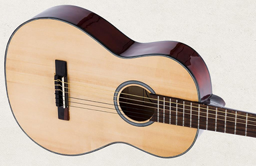chọn mua đàn guitar classic tốt